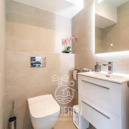 Higueronrentals Centinela *