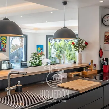 Higueronrentals Centinela